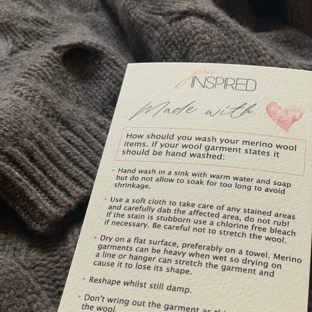 Merino wool sweater. Warm winter knit wear. Brown. Size L - Picture 6 of 16